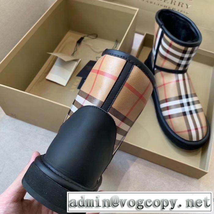 大人かわいい秋冬コーデを楽しみ バーバリー おしゃれ度アップ秋冬コレクション BURBERRY レザーブーツ 2019秋のファッショントレンドはこれ