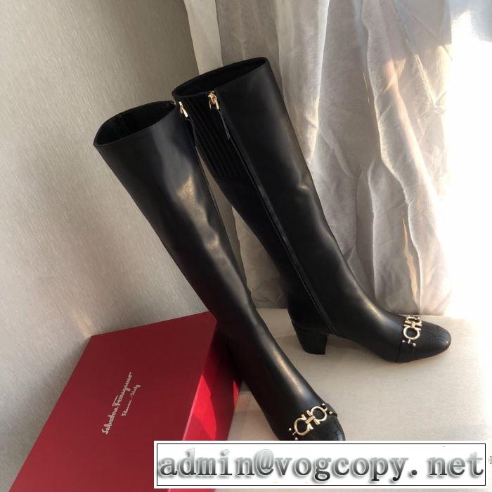 今季トレンド抜け感新品  今季トレンドをうまく取り サルヴァトーレフェラガモ FERRAGAMO レザーブーツ 【2019秋冬】の注目トレンド