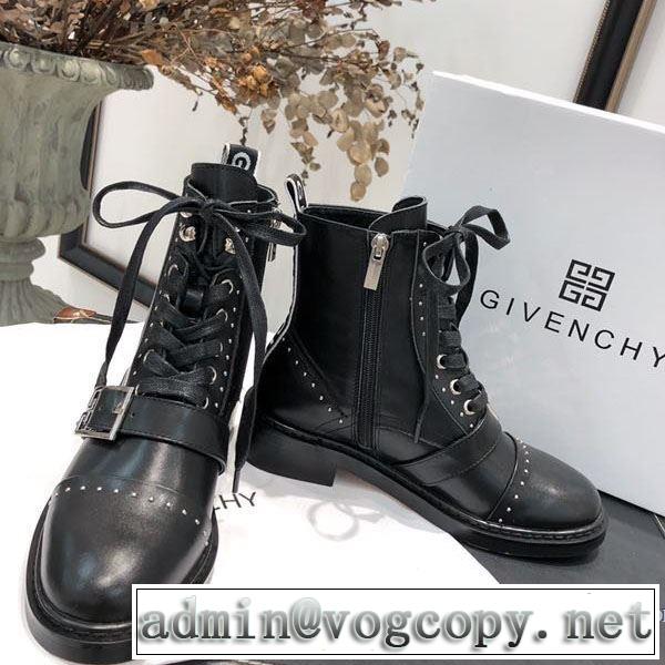 レザーブーツ 気になる2019年秋のファッション ジバンシー GIVENCHY  トレンド入り確実最新コレクション