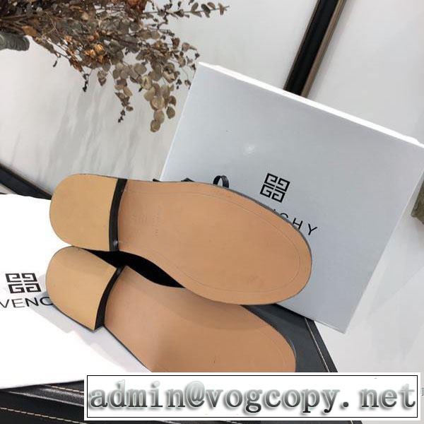 レザーブーツ 気になる2019年秋のファッション ジバンシー GIVENCHY  トレンド入り確実最新コレクション