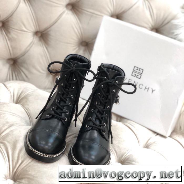 オシャレスタイルが今年流 ジバンシー 2019-20秋冬取り入れやすい GIVENCHY レザーブーツ おしゃれ感度が高い秋冬トレンド