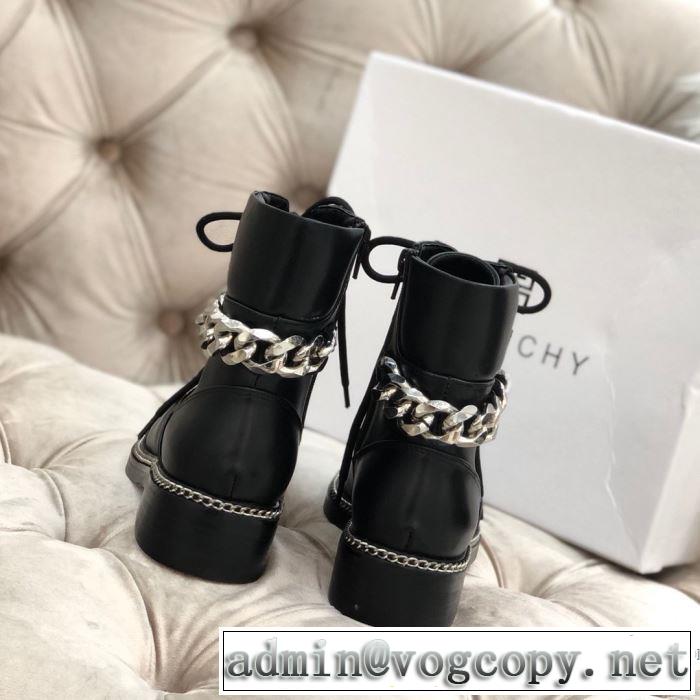 オシャレスタイルが今年流 ジバンシー 2019-20秋冬取り入れやすい GIVENCHY レザーブーツ おしゃれ感度が高い秋冬トレンド