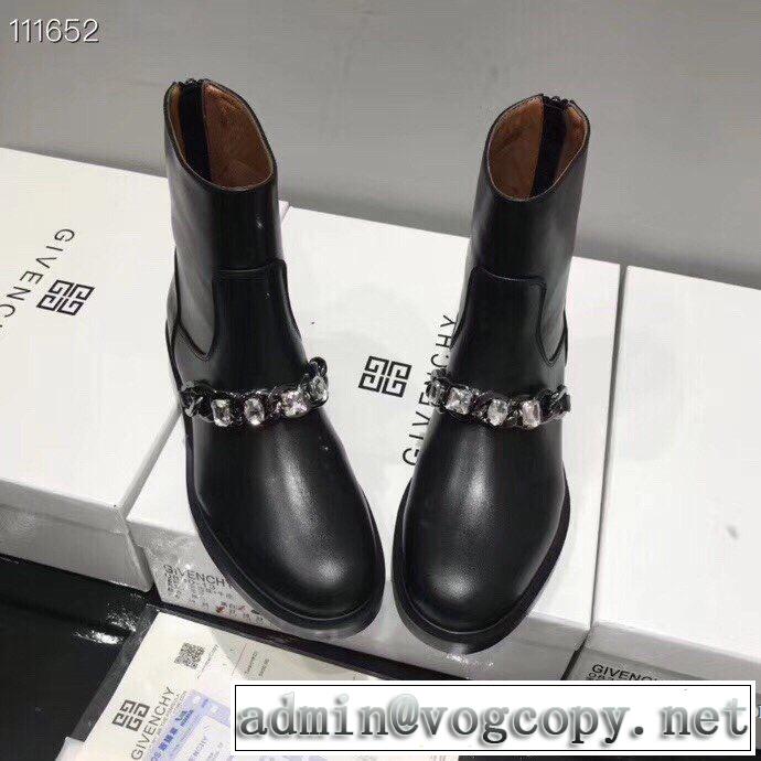 先取り 2019/2020秋冬ファッション ジバンシー GIVENCHY 最新作おすすめしたい秋冬 レザーブーツ 寒い季節トレンド上品