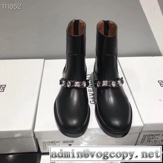 先取り 2019/2020秋冬ファッション ジバンシー GIVENCHY 最新作おすすめしたい秋冬 レザーブーツ 寒い季節トレンド上品