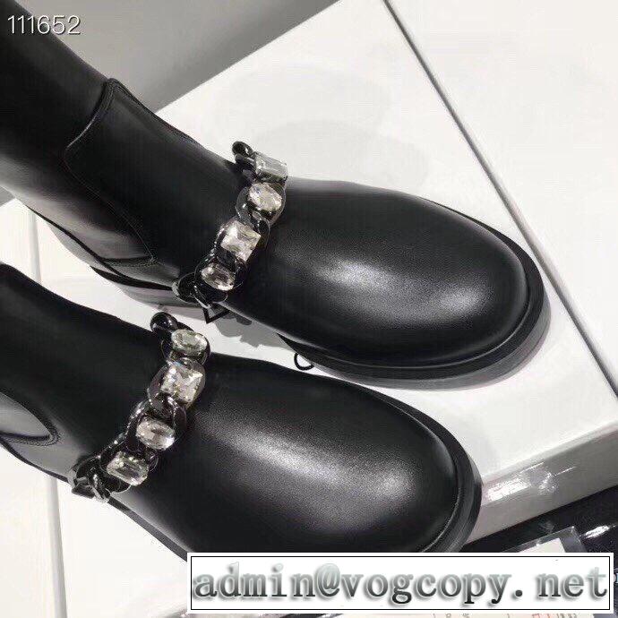 先取り 2019/2020秋冬ファッション ジバンシー GIVENCHY 最新作おすすめしたい秋冬 レザーブーツ 寒い季節トレンド上品