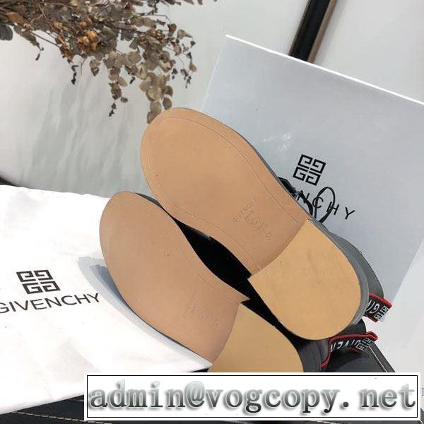 レザーブーツ 今年の秋冬のトレンド激安セール ジバンシー  秋冬流行りファションGIVENCHY  2019-2020秋冬流行色紹介