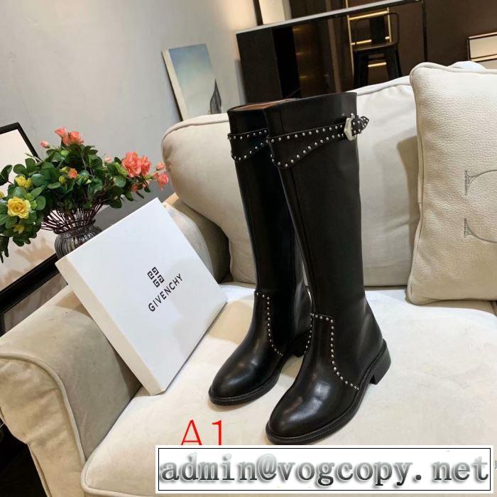 2色可選 2019-20秋冬トレンドファッション ジバンシー GIVENCHY 最新秋冬トレンドをチェック レザーブーツ やっぱり優しい色