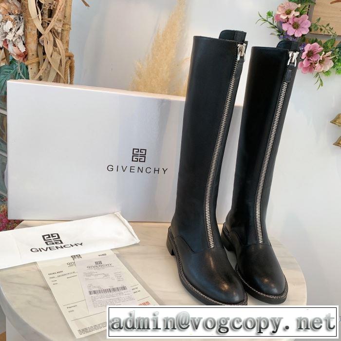 ジバンシー 注目の秋ファッション一番 GIVENCHY 2019秋冬トレンド押さえておきたい レザーブーツ おしゃれに秋を迎えるために