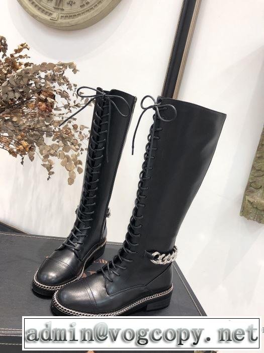 とにかく完璧ブランド新作 ジバンシー 秋服コーデ2019年版 GIVENCHY レザーブーツ 大胆なチェックの人気トレンド