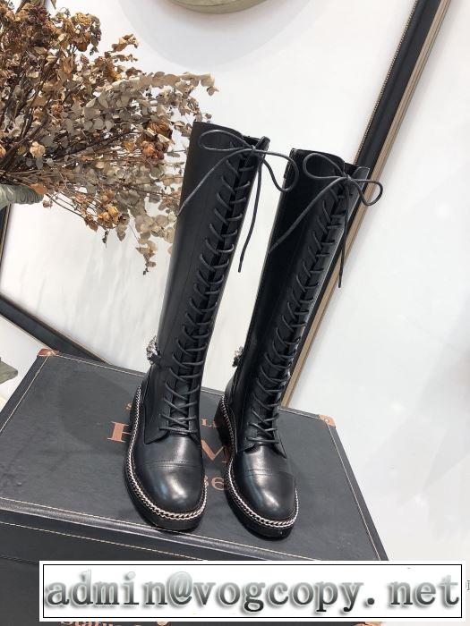 とにかく完璧ブランド新作 ジバンシー 秋服コーデ2019年版 GIVENCHY レザーブーツ 大胆なチェックの人気トレンド