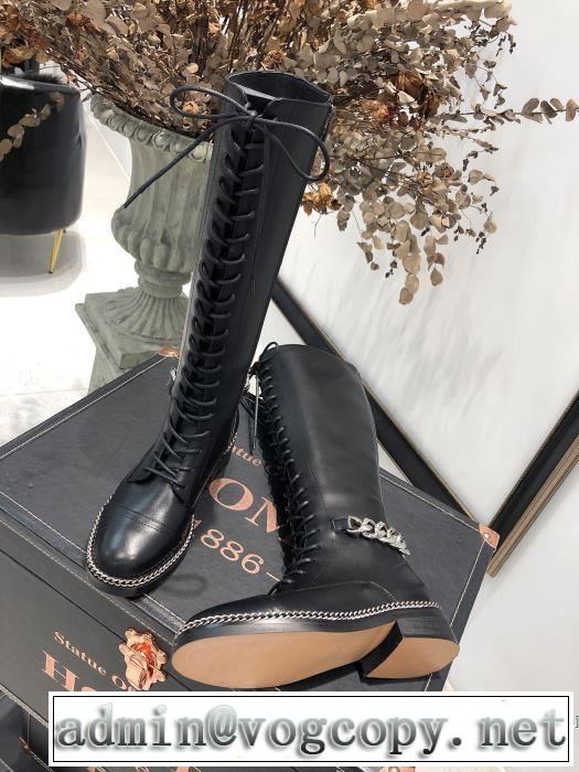 とにかく完璧ブランド新作 ジバンシー 秋服コーデ2019年版 GIVENCHY レザーブーツ 大胆なチェックの人気トレンド