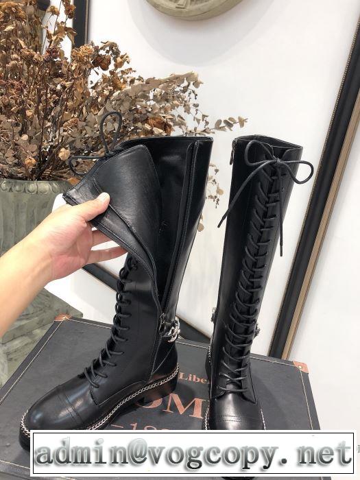 とにかく完璧ブランド新作 ジバンシー 秋服コーデ2019年版 GIVENCHY レザーブーツ 大胆なチェックの人気トレンド
