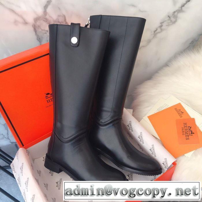 エルメス 2020秋冬流行ファション  HERMES ファッショントレンドを早速チェック レザーブーツ  最高にCOOL秋冬新作
