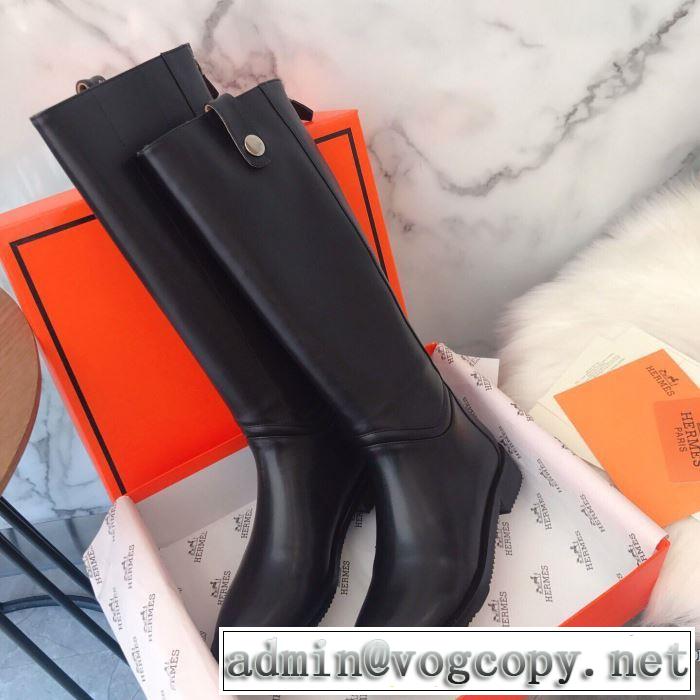 エルメス 2020秋冬流行ファション  HERMES ファッショントレンドを早速チェック レザーブーツ  最高にCOOL秋冬新作