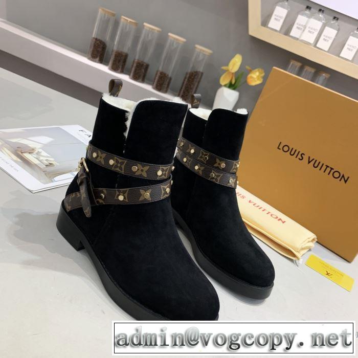 秋冬ファッションコーディネート 2色可選 ルイ ヴィトン LOUIS VUITTON最重要！2019秋冬トレンド  レザーブーツ 最新トレンドコーデおすすめ