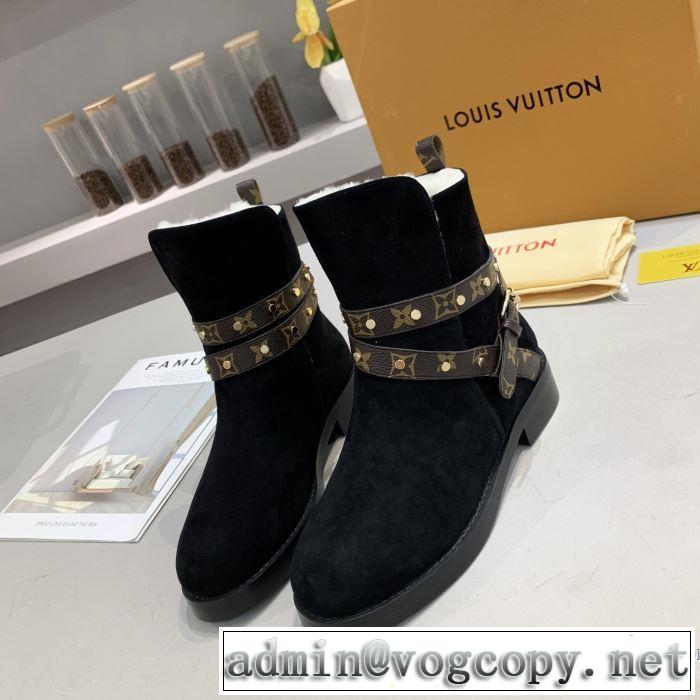 秋冬ファッションコーディネート 2色可選 ルイ ヴィトン LOUIS VUITTON最重要！2019秋冬トレンド  レザーブーツ 最新トレンドコーデおすすめ