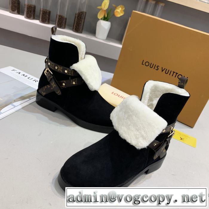 秋冬ファッションコーディネート 2色可選 ルイ ヴィトン LOUIS VUITTON最重要！2019秋冬トレンド  レザーブーツ 最新トレンドコーデおすすめ