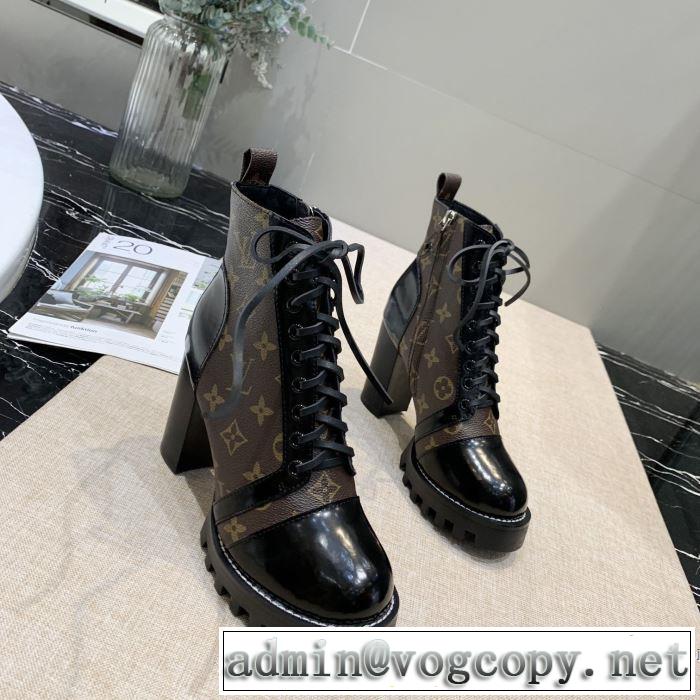 秋冬にお世話になる定番 多色可選 ルイ ヴィトン LOUIS VUITTON 優しいのに存在感 レザーブーツ 【最新】2019年秋冬のトレンド速報