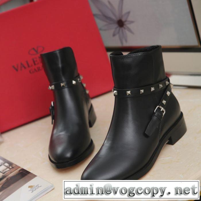 2色可選 気になる2019年秋のファッション ヴァレンティノ今から取り入れられるトレンド  VALENTINO レザーブーツ 活躍するトレンドアイテム
