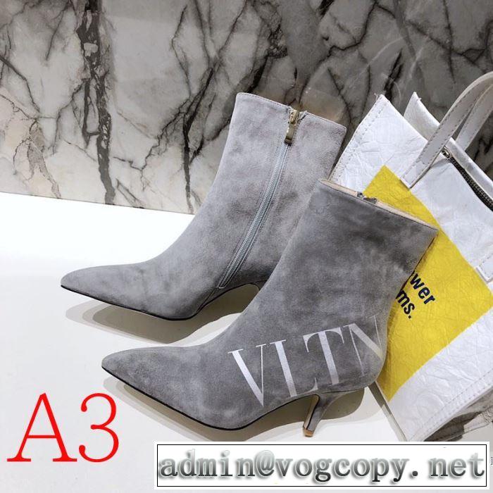 レザーブーツ 3色可選 2019年秋冬に欠かせない ヴァレンティノおしゃれでおすすめ今季トレンド  VALENTINO  2019トレンドファッション新品