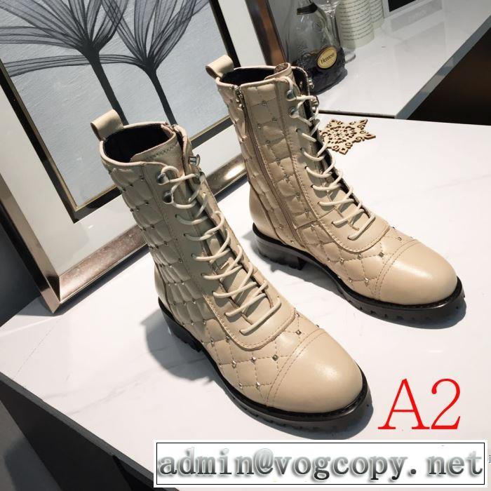 2色可選 ヴァレンティノ2019トレンドカラー秋冬セール  VALENTINO とにかく完璧ブランド新作 レザーブーツ 大胆なチェックの人気トレンド