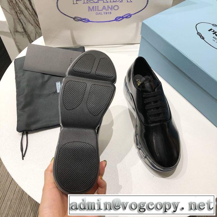 《2019年》今、注目のストリート 魅力的なカラー使い プラダ PRADA カジュアルシューズ 2色可選