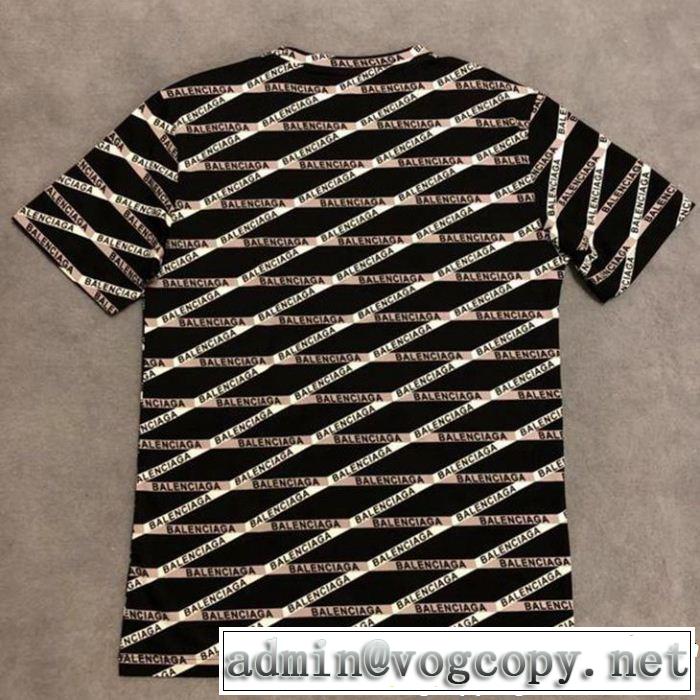 大人可愛いスタイル  バレンシアガ BALENCIAGA スタイルUPして着こなす Tシャツ/ティーシャツ