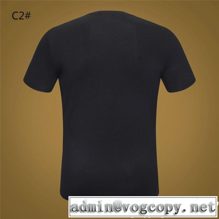爽やかすぎない大人の印象に 夏大人気のアイテム CH CH 半袖Tシャツ