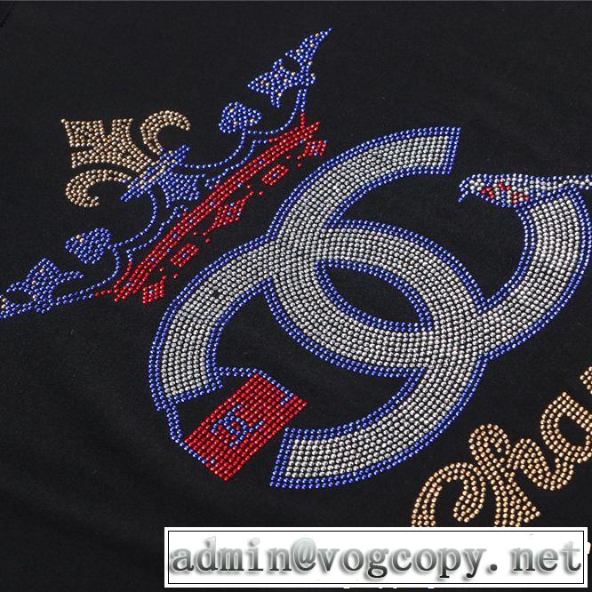 爽やかすぎない大人の印象に 夏大人気のアイテム CH CH 半袖Tシャツ
