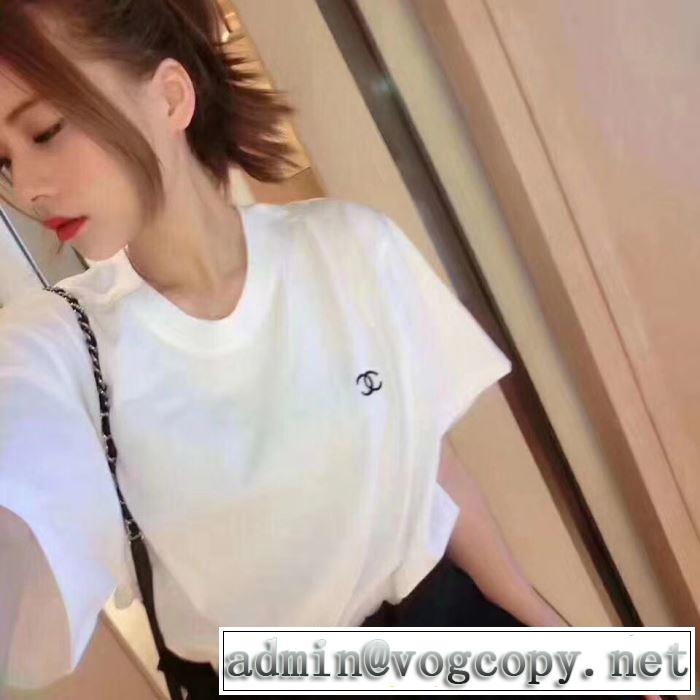 2色可選 夏らしい季節感 CH CH 2019年の夏のマスト 半袖Tシャツ  クールな印象を引き立て