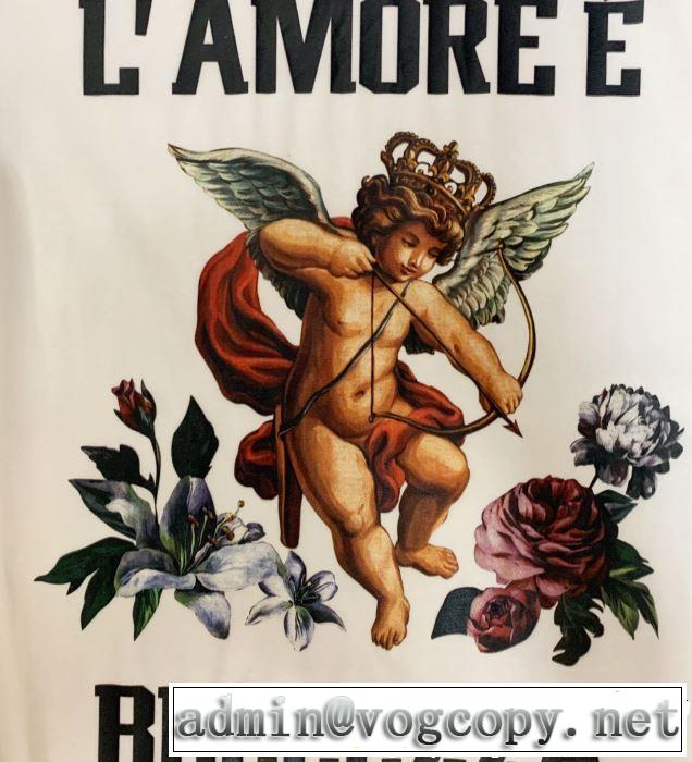 海外セレブは大人気 《2019年》今、注目のストリート Dolce&Gabbana ドルチェ＆ガッバーナ 2色可選  半袖Tシャツ