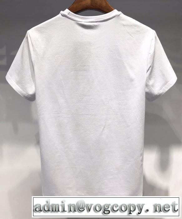 スタイルUPして着こなす 半袖Tシャツ 2019年春夏のトレンドアイテム  2色可選 ディースクエアード DSQUARED2 すっきりした印象に