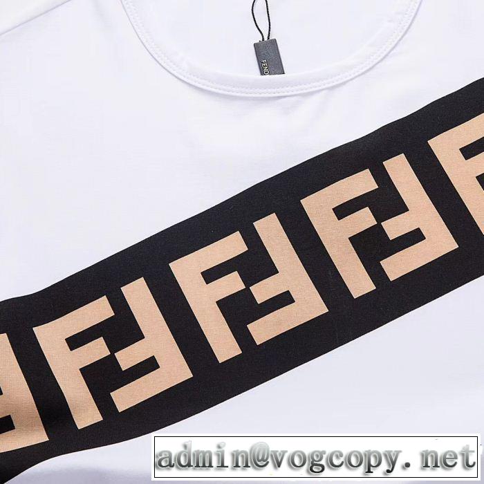 3色可選 季節感をプラス人気商品 夏の王道　適度な上品さ FENDI フェンディ 半袖Tシャツ
