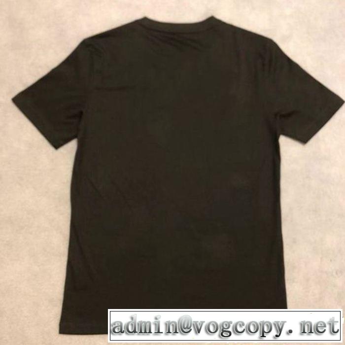 2019夏色っぽさ FENDI フェンディ半袖Tシャツ 夏らしい品格が漂う 新しい斬新なスタイル