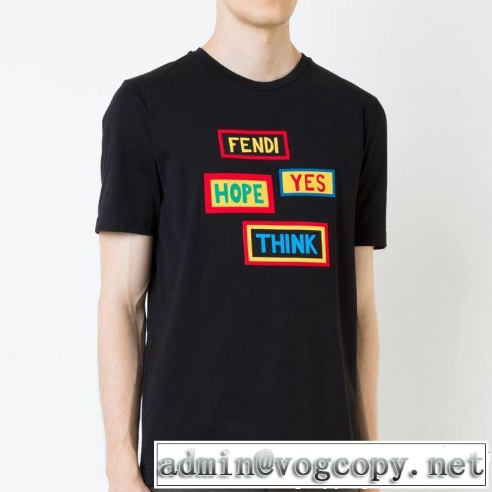 旬の気分を絶妙に  FENDI フェンディ半袖Tシャツ 2色可選 カジュアルを一歩大人に