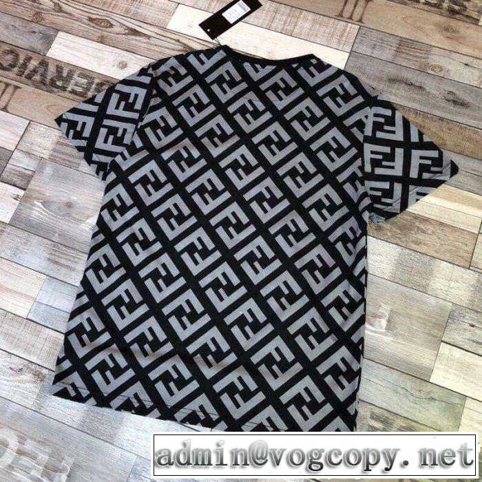 サラサラの着心地  FENDI フェンディ半袖Tシャツ 爽やかすぎない大人の印象に