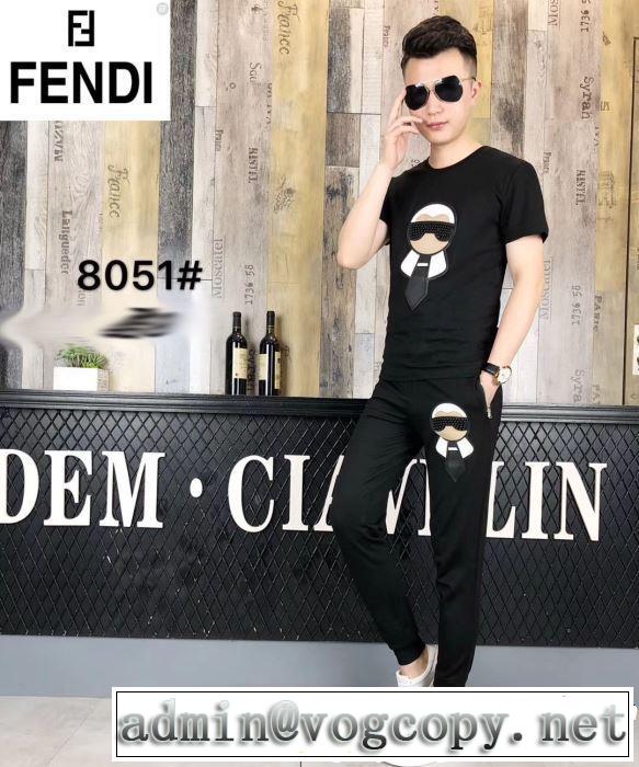争奪戦必至！フェンディ絶対チェックしたい 半袖 上下セット男女兼用 FENDI 最前線2019