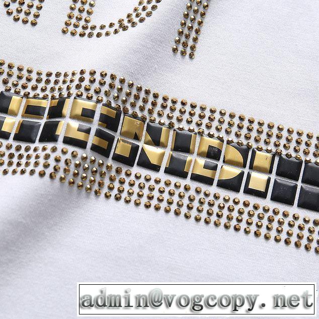 2019夏ファション新品 爽やかすぎない大人の印象に FENDI フェンディ 半袖Tシャツ 4色可選
