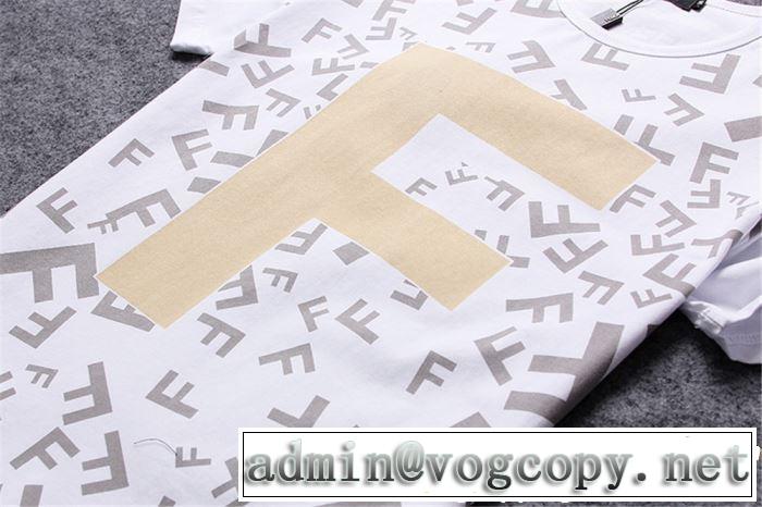 夏大人気のアイテム 2019年の春夏に着たい 大人の余裕が漂う FENDI フェンディ 半袖Tシャツ 3色可選