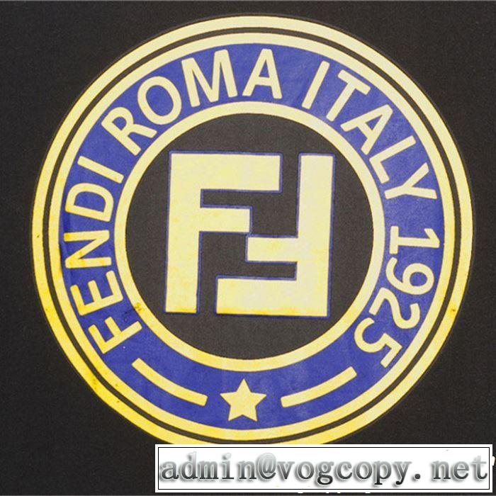 FENDI フェンディ 半袖Tシャツ 2色可選 毎年トレンドアイテムが出る 《2019年》今、注目のストリート