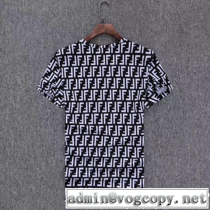 2019年の春夏に着たい 夏の大人カジュアルスタイル 大人っぽく仕上げ  FENDI フェンディ 半袖Tシャツ 3色可選