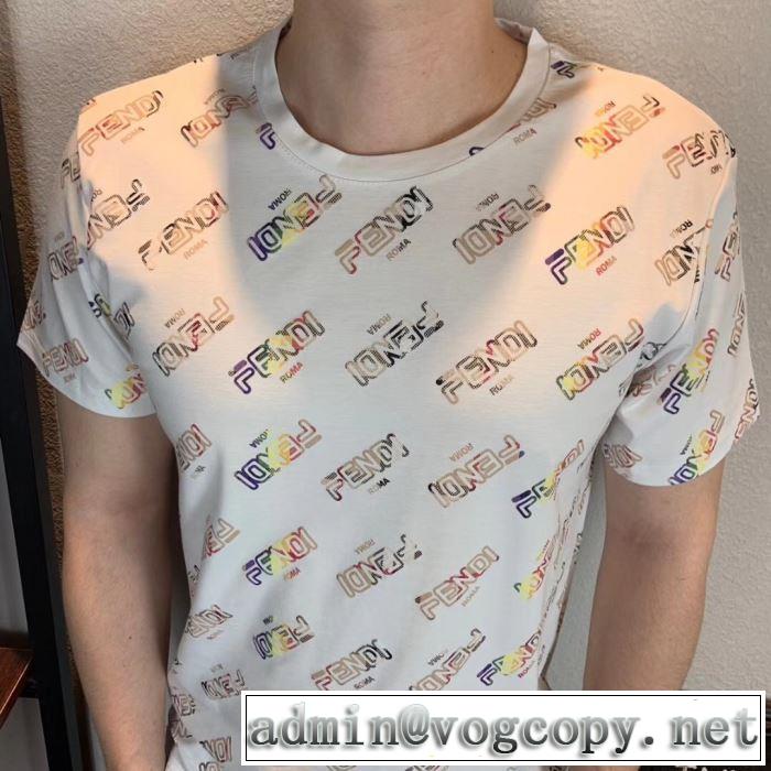 2色可選 風通しの良いフレア 半袖Tシャツ  フェンディ FENDI 甘過ぎず大人な印象に2019春夏も引き続きトレンド
