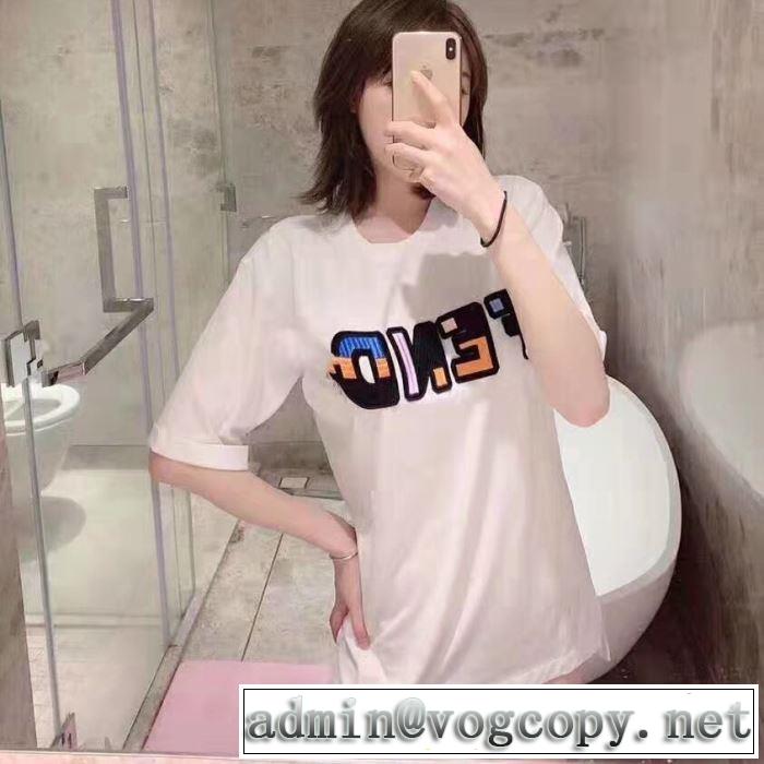 夏らしい季節感 半袖Tシャツ フェンディ FENDI 2019年の夏のマストぐっと鮮度がアップ  2色可選