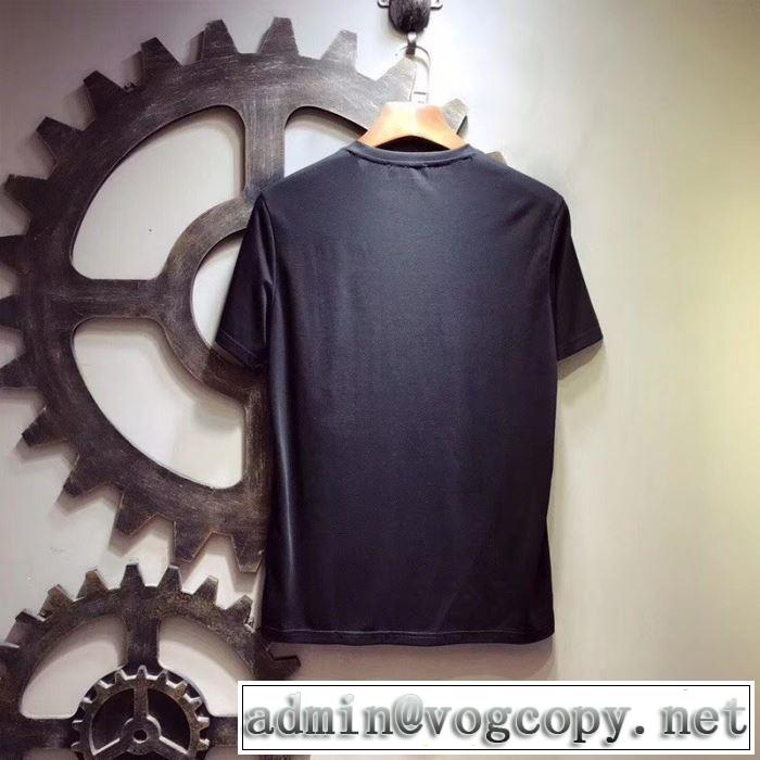 2色可選 大人の可愛さを引き立て 半袖Tシャツ  抜け感スゴイ フェンディ FENDI 大人カジュアル夏ファッション2019