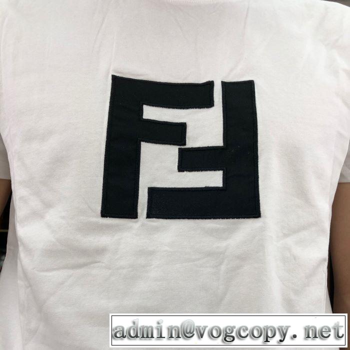 フェンディ FENDI 素敵なスタイルで夏の定番 半袖Tシャツ  3色可選 通勤の定番 春夏の流行り2019新品