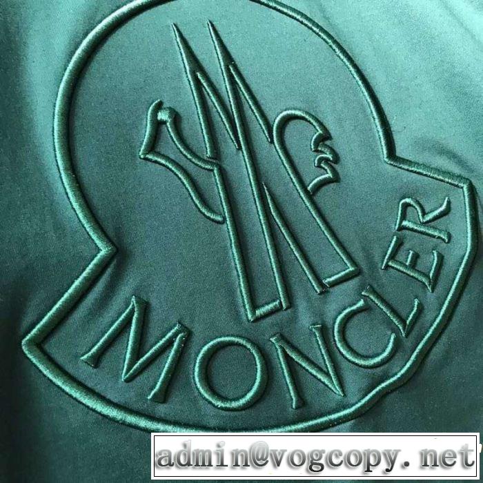 大人っぽく着こなし MONCLER モンクレール 半袖Tシャツ 2色可選 《2019年》今、注目のストリート