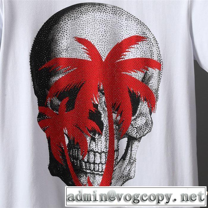 大人のこなれた着こなし Tシャツ/ティーシャツ フィリッププレイン PHILIPP PLEIN トップスをインするスタイル 2色可選
