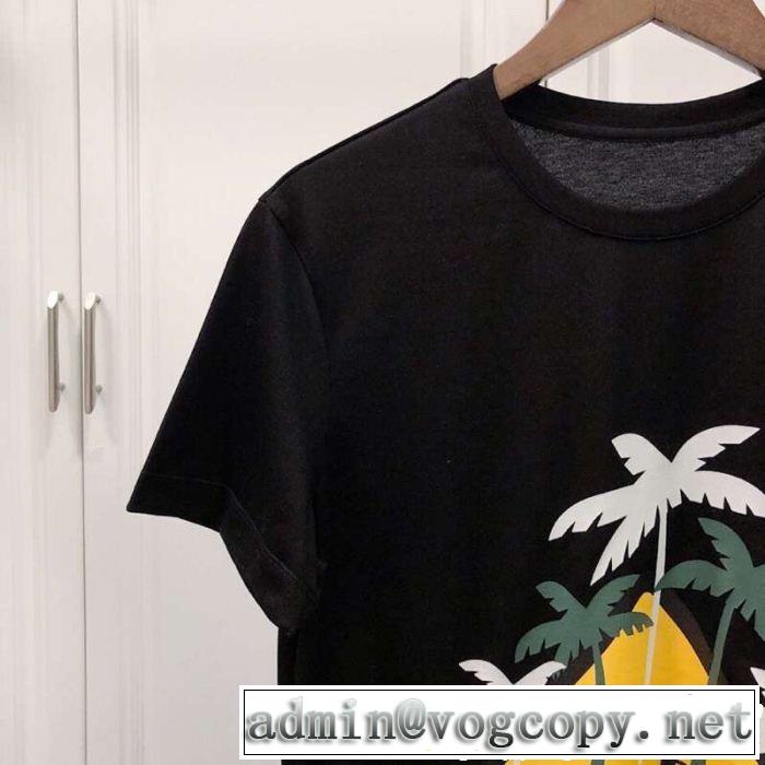 春夏の流行りトップス 2019春夏も引き続きトレンド PRADA プラダ 半袖Tシャツ 2色可選