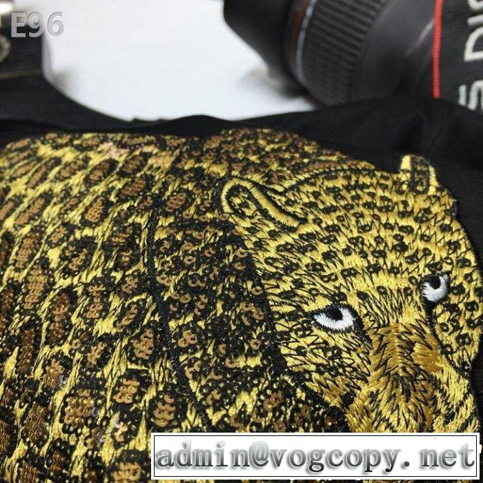 2019年の夏のマスト 今季トレンドの限定アイテム VERSACE ヴェルサーチ 半袖Tシャツ
