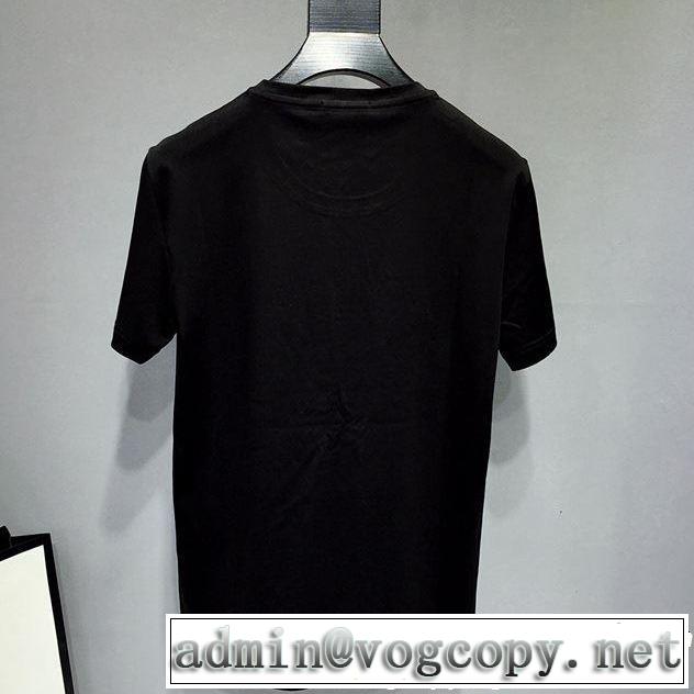 半袖Tシャツ 夏のフレッシュな気分に 甘過ぎず大人な印象に VERSACE ヴェルサーチ